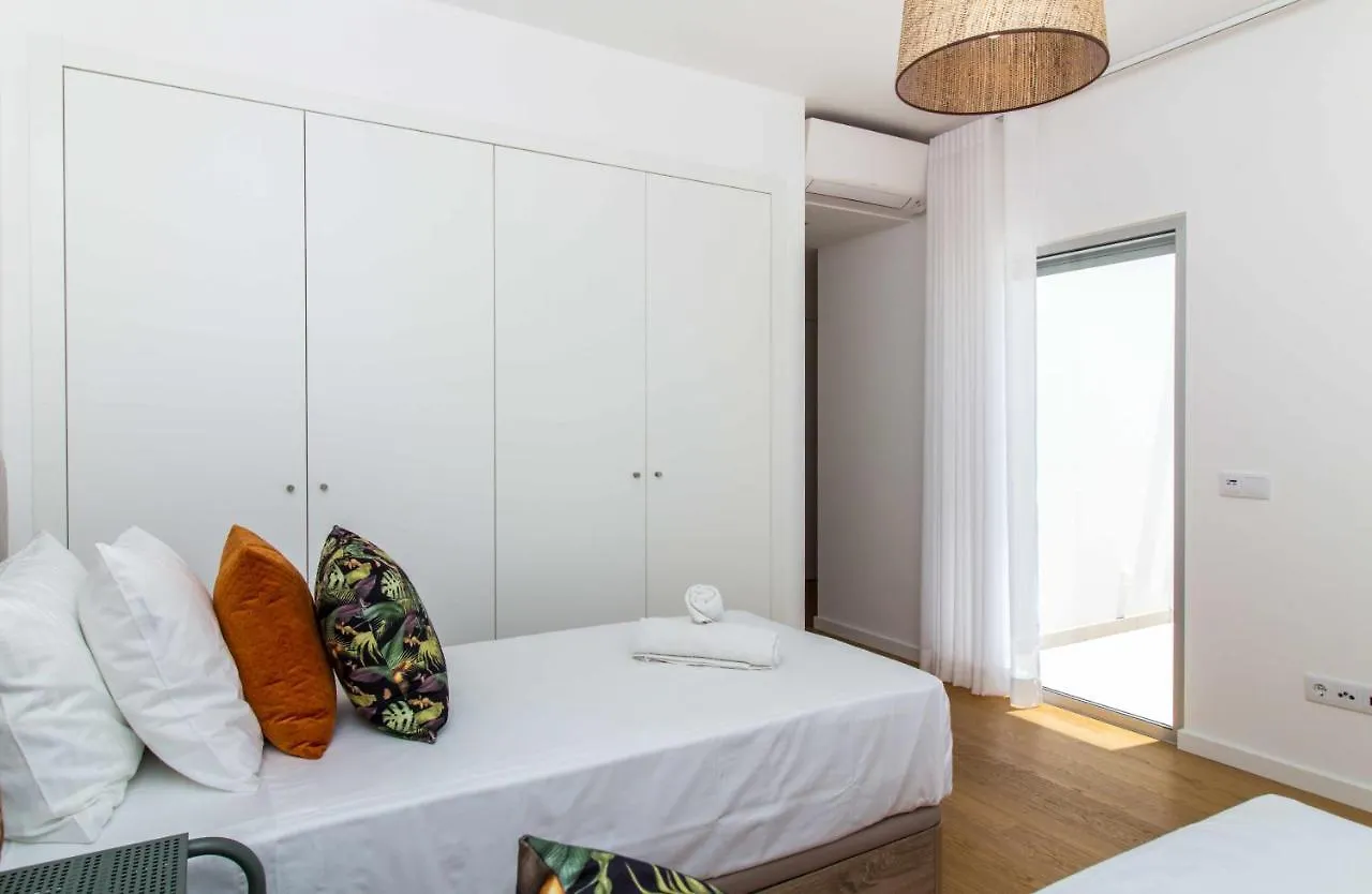 Villa Exotic House By Stay-Ici, Algarve Holiday Rental Albufeira